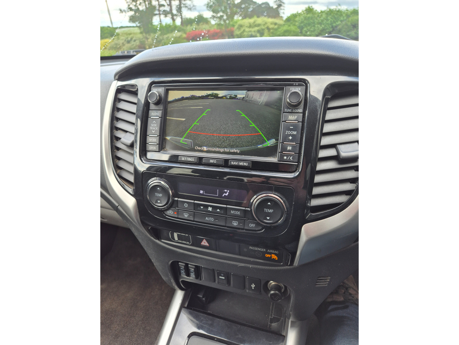 2018 Mitsubishi L200 2.4L Diesel For Sale Images