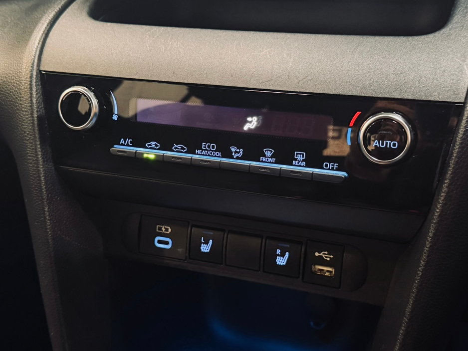 2024 Toyota Yaris Cross 1.5L Petrol Hybrid For Sale Images