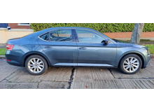 Skoda Superb 2.0 Style Hatchback Diesel Automatic (150bhp)