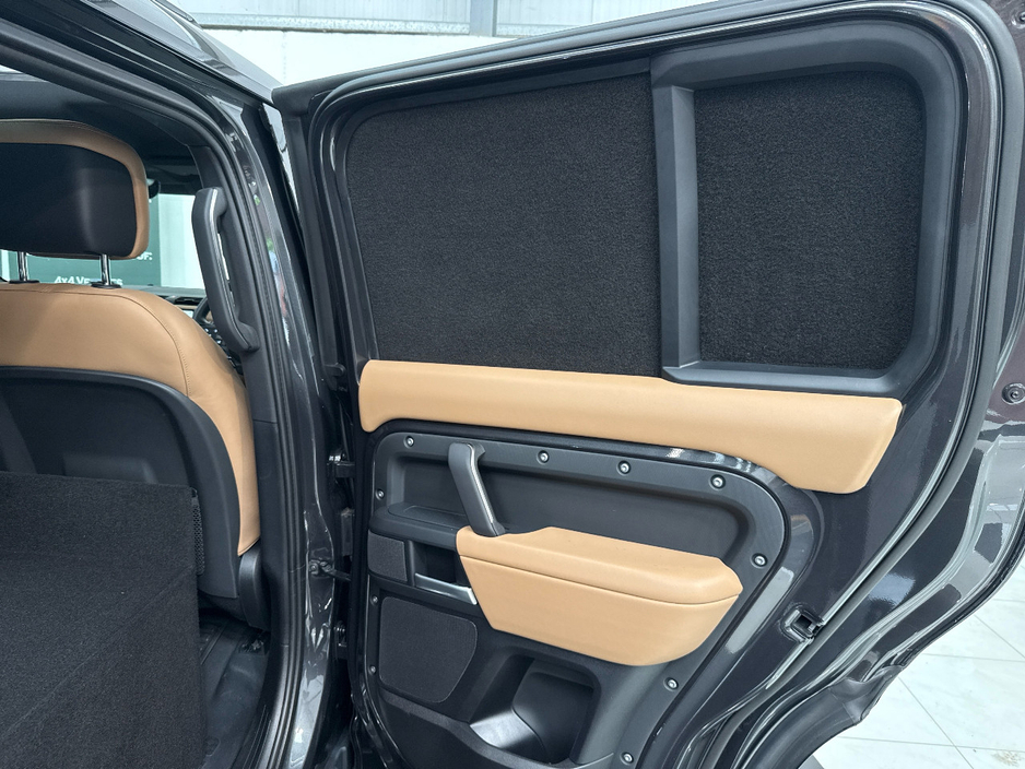 2026 Land Rover Defender 3L Diesel For Sale Images