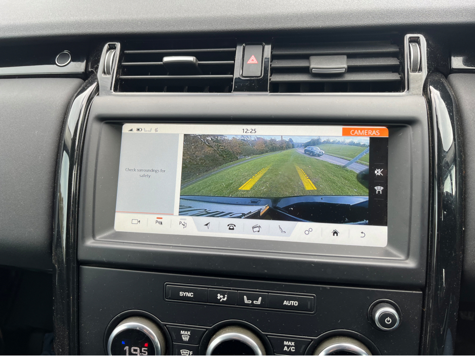 2019 Land Rover Discovery 2L Diesel For Sale Images