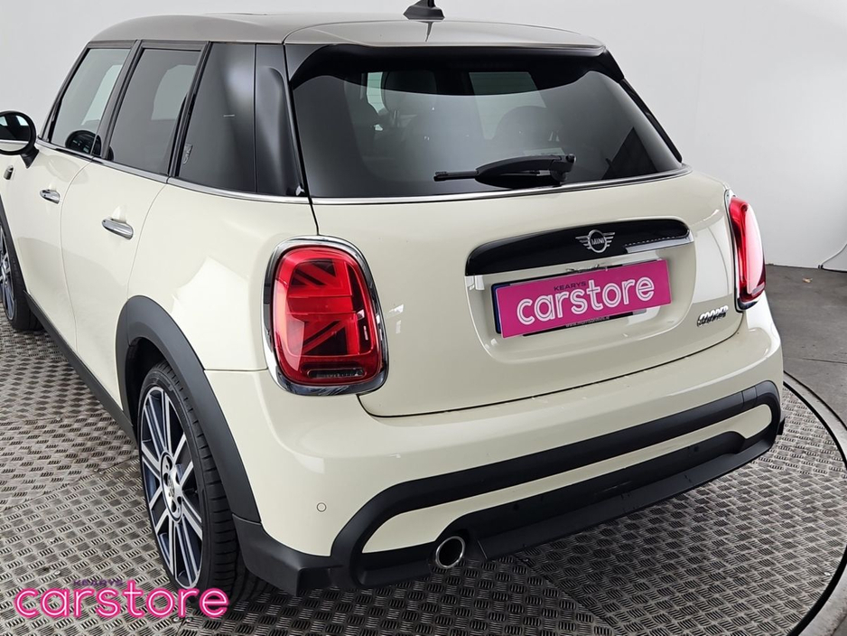 MINI Hatch Cooper Exclusive Pan Roof — thumbnail 15