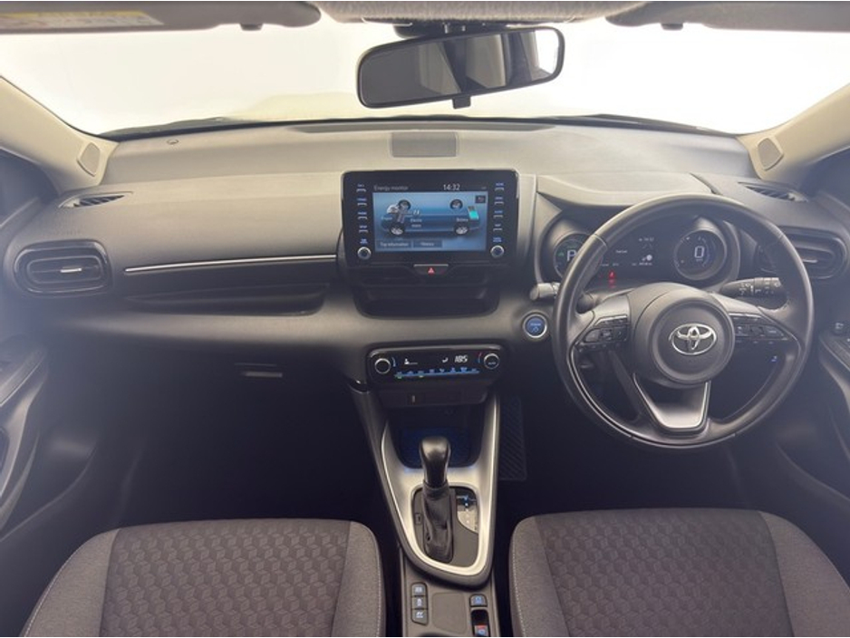 Toyota Yaris Luna Sport Hybrid — thumbnail 8