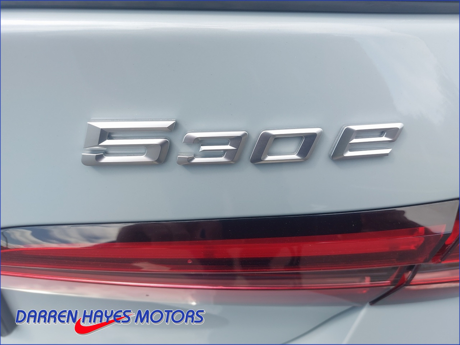 2025 BMW 5 Series 2.0L Hybrid For Sale Images