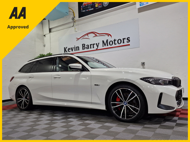 2022 BMW 3 SERIES 330E TOURING M SPORT (PRO PACK) LCI AUTOMATIC **ONE OWNER / TOP SPEC / 19