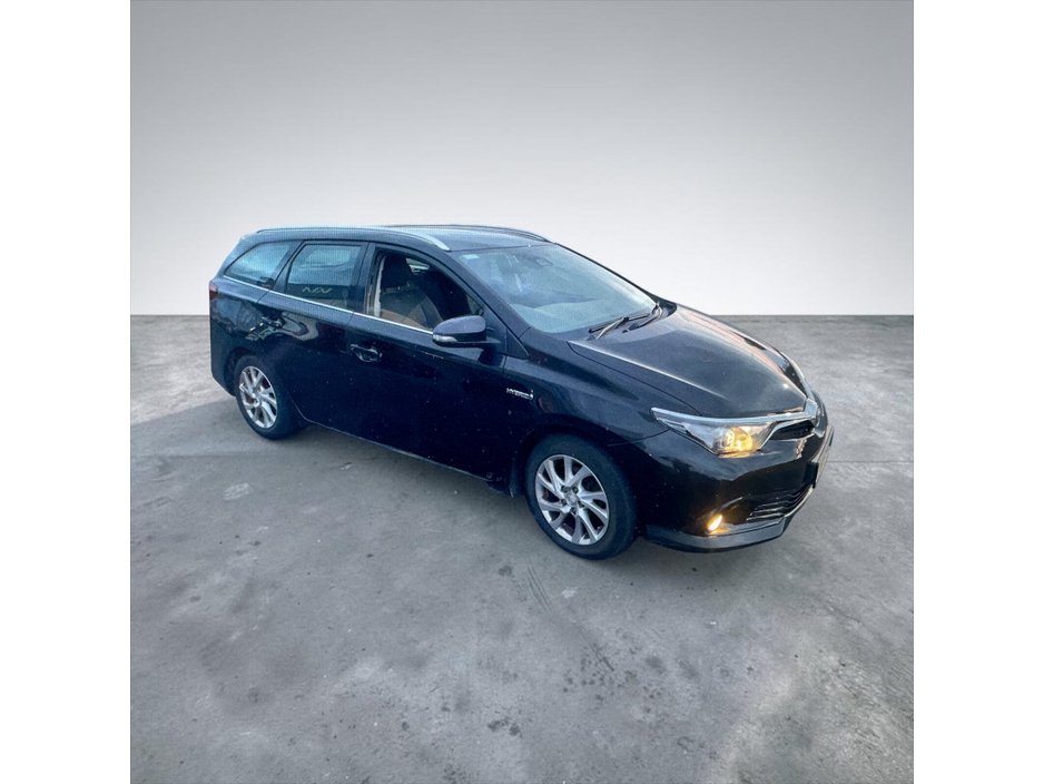 2018 Toyota Auris 1.8L Petrol Hybrid For Sale Images