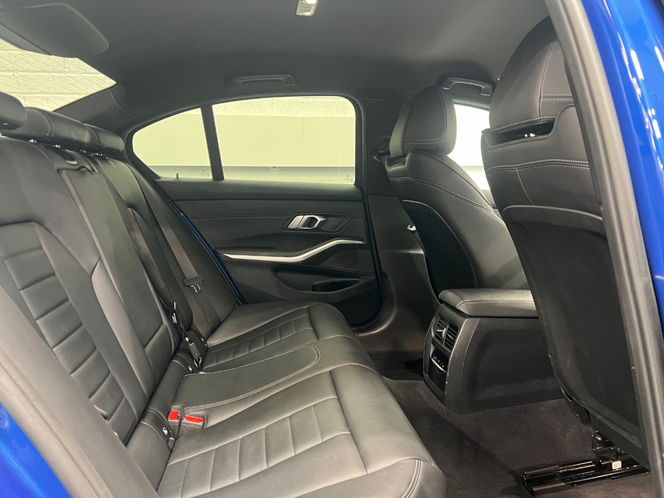 2022 BMW 3 Series 2L Petrol Plug-in Hybrid For Sale Images