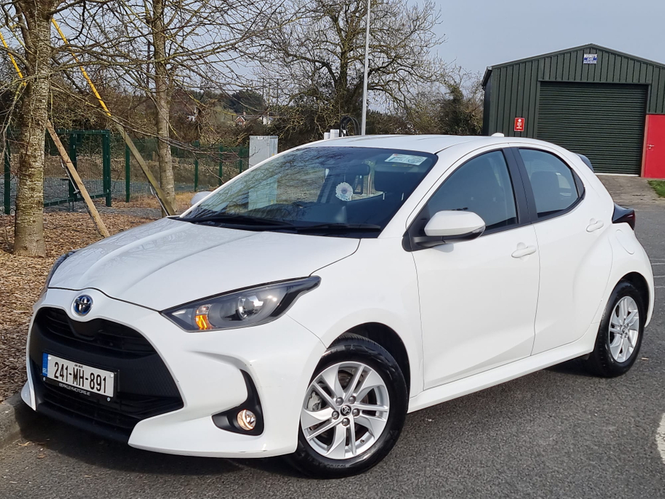 2024 Toyota Yaris 1.5L Petrol Hybrid For Sale Images
