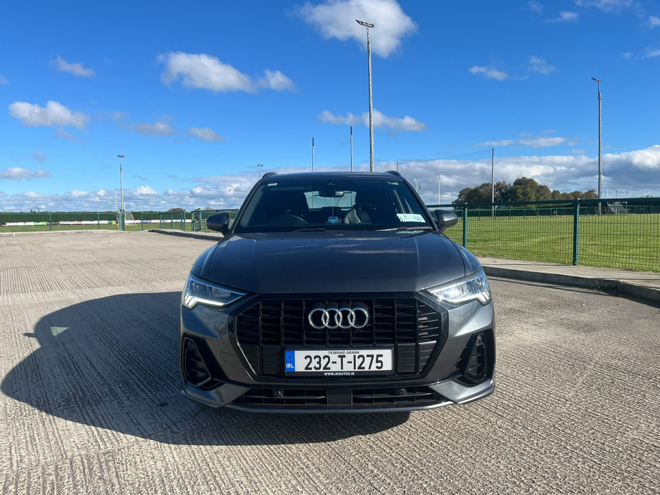2023 Audi Q3 2L Diesel For Sale Images