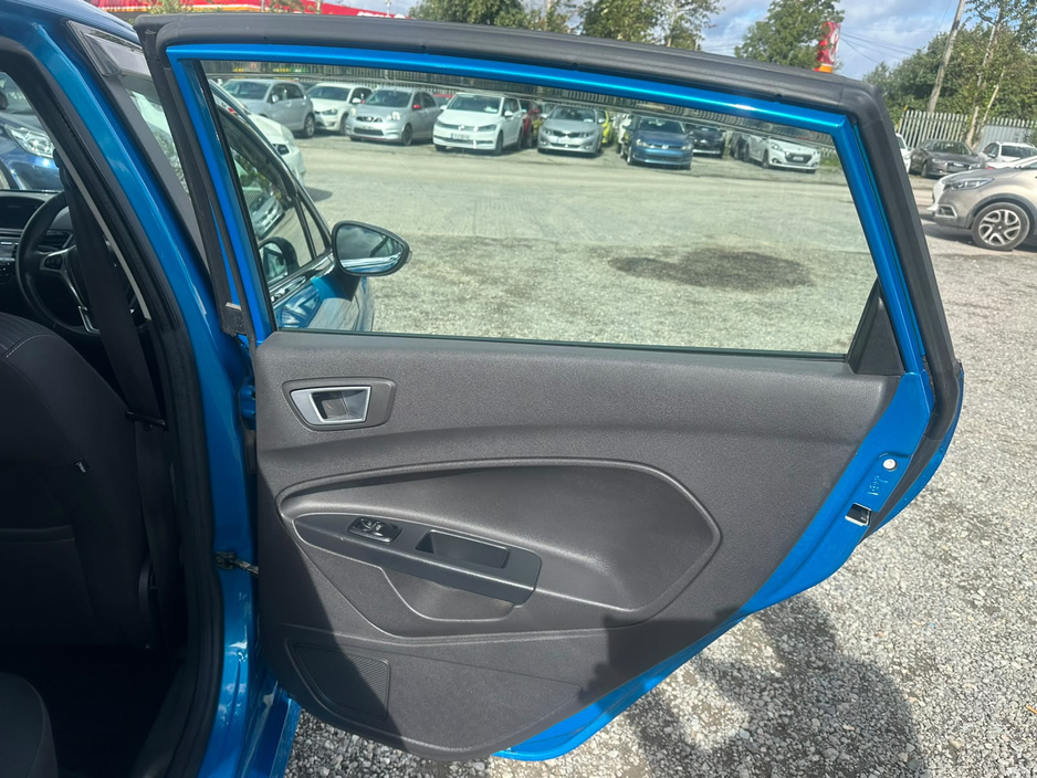 Ford Fiesta Ecoboost 1.0L Automatic Petrol(0600) — thumbnail 10