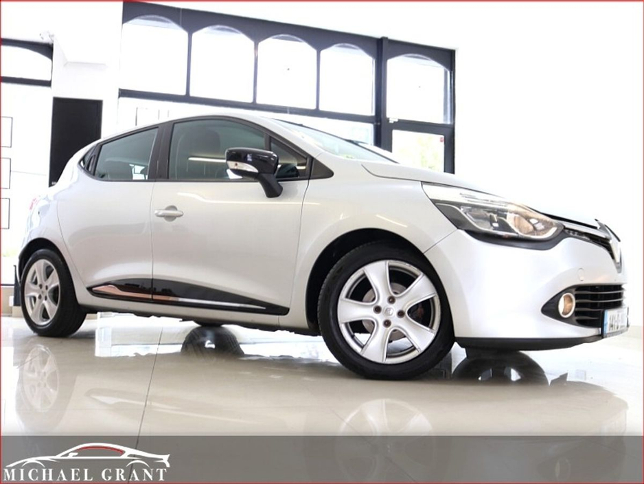 2014 Renault Clio 1.1L Petrol For Sale Images