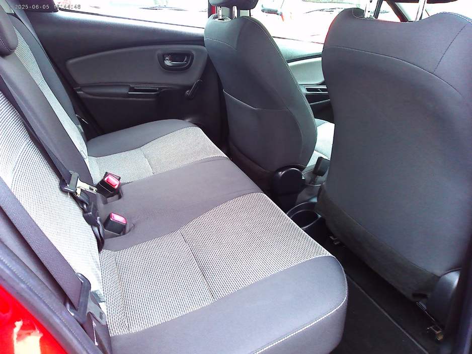 2015 Toyota Yaris 1.5L Petrol Hybrid For Sale Images