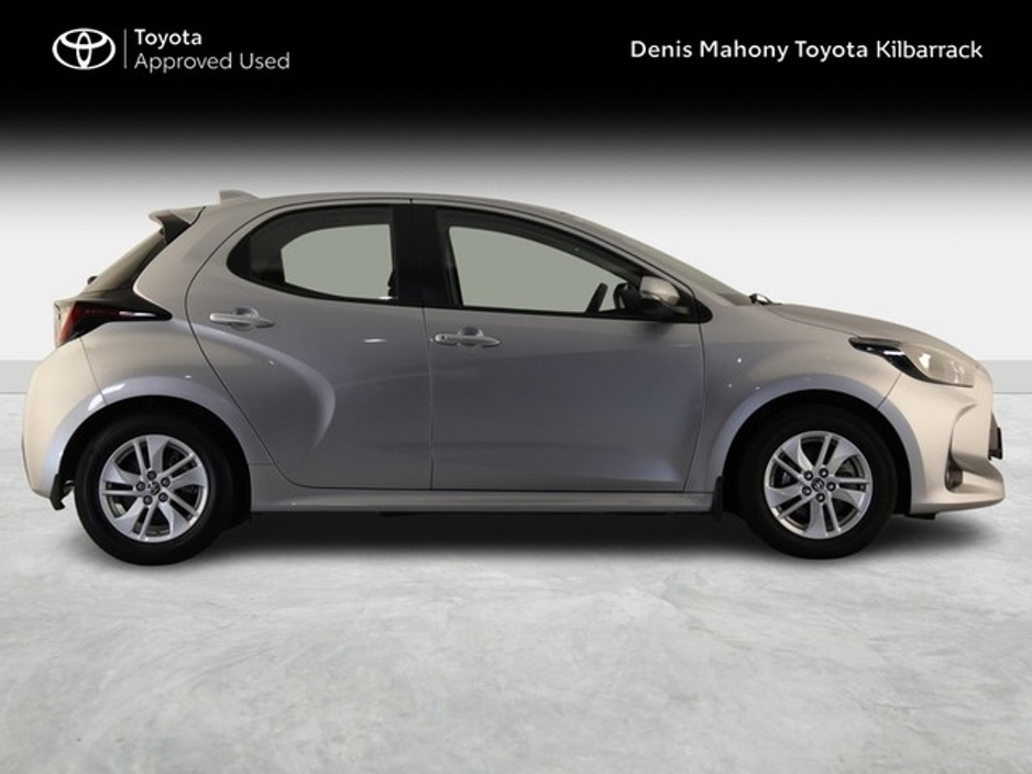 Toyota Yaris HYBRID LUNA 4DR AUTO — thumbnail 3