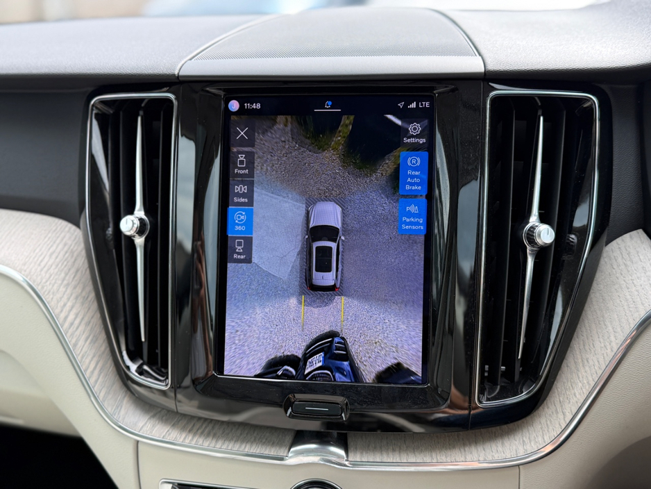2023 Volvo XC60 2L Petrol Plug-in Hybrid For Sale Images