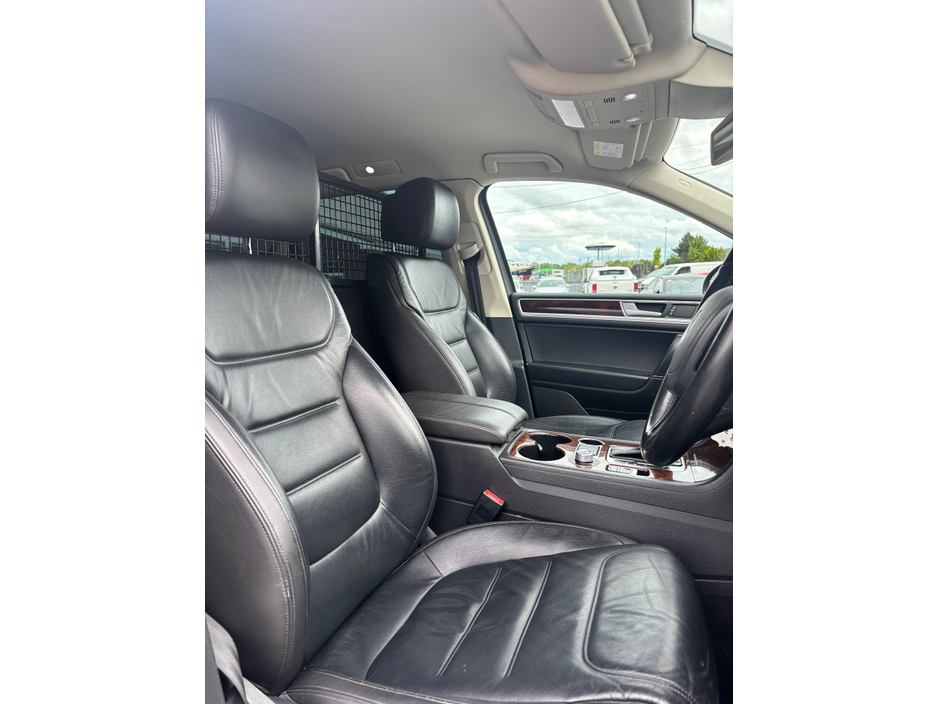 2015 Volkswagen Touareg 3L Diesel For Sale Images
