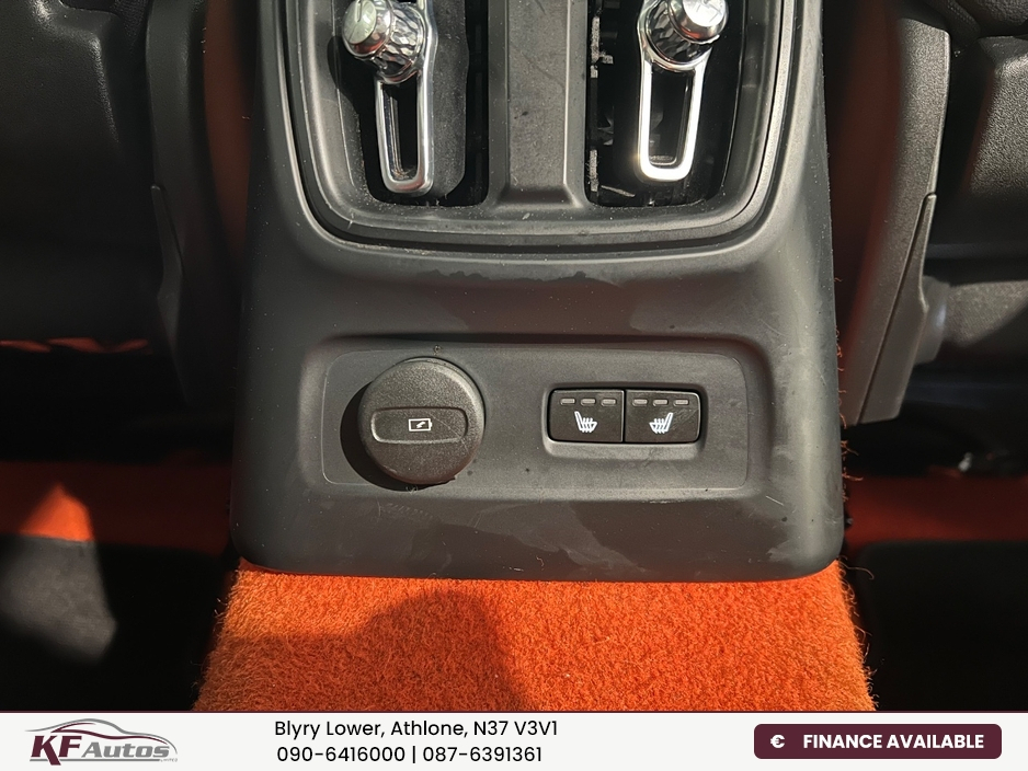 2021 Volvo XC40 1.5L Petrol Plug-in Hybrid For Sale Images