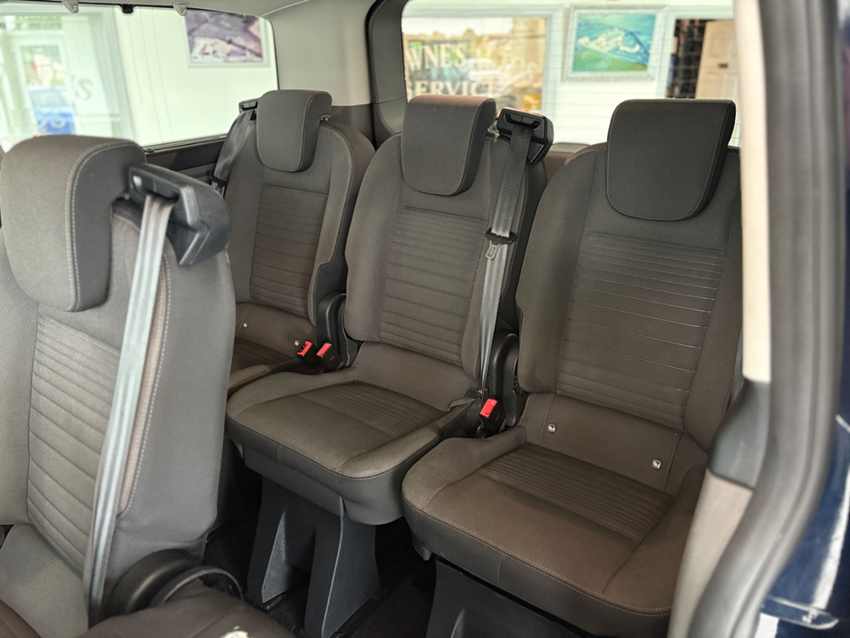 2021 Ford Tourneo 2L Diesel For Sale Images