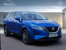Nissan Qashqai 1.3 PET MILD HYBRID SV CVT