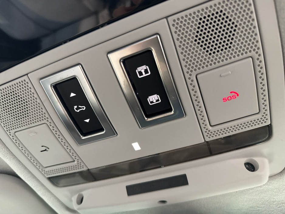 2024 Land Rover Defender 3L Diesel For Sale Images
