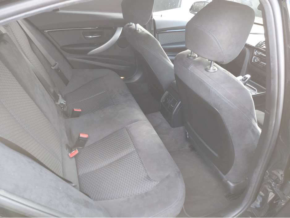 BMW 3 Series BMW 320i M-sport, 2.0 Petrol, loaded with spec — thumbnail 16
