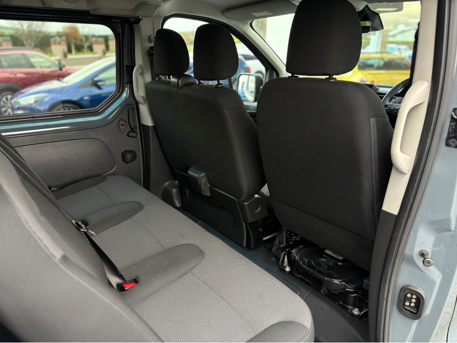 2022 Renault Trafic 2L Diesel For Sale Images