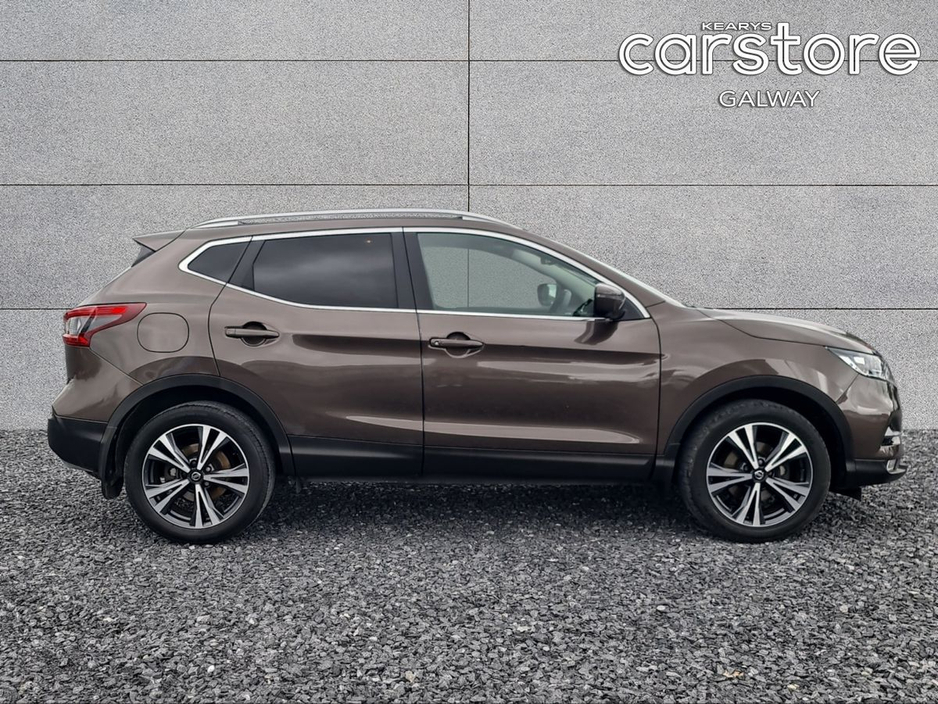 Nissan Qashqai 1.5 DSL Auto PREMIUM — thumbnail 2