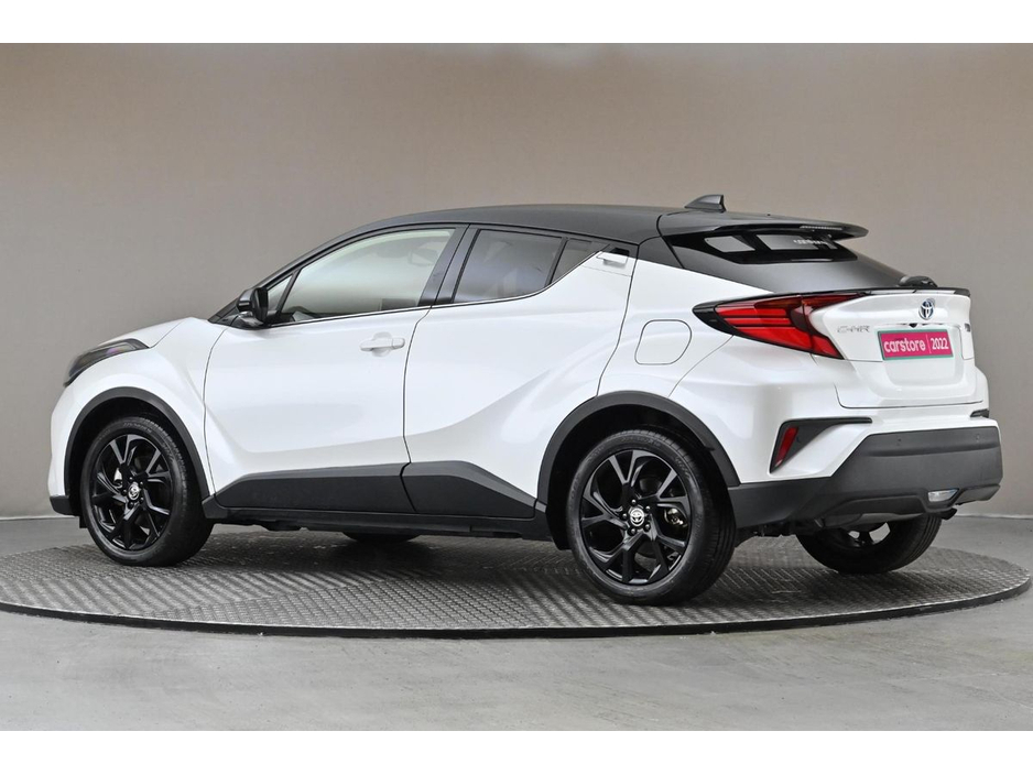 Toyota C-HR 1.8 HYBRID *BI-TONE ROOF*HALF LEATHER*360PAN CAM* — thumbnail 6
