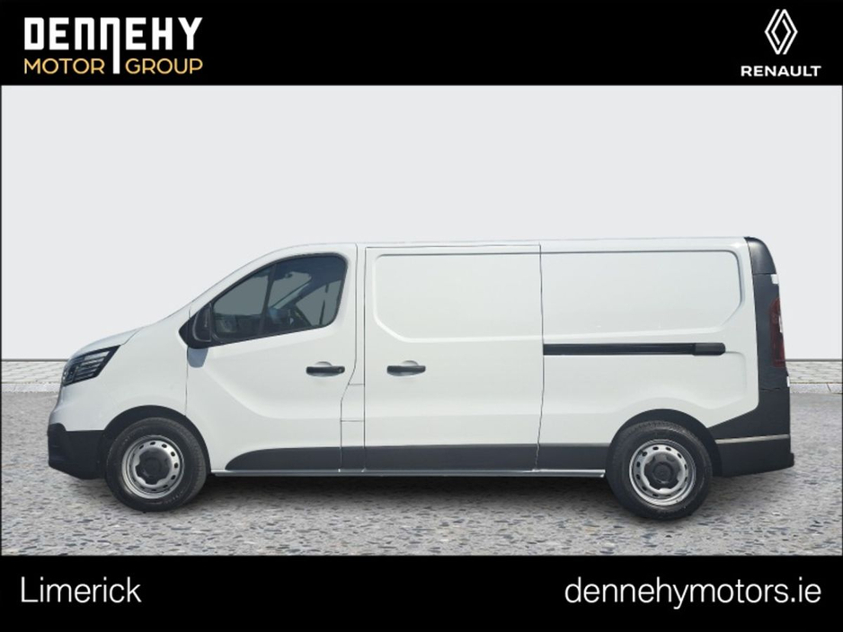 2026 Renault Trafic 2L Diesel For Sale Images