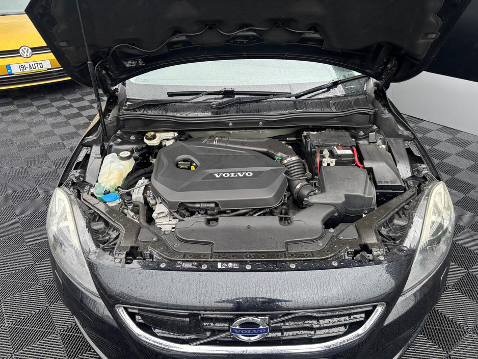 2015 Volvo V40 1.6L Petrol For Sale Images