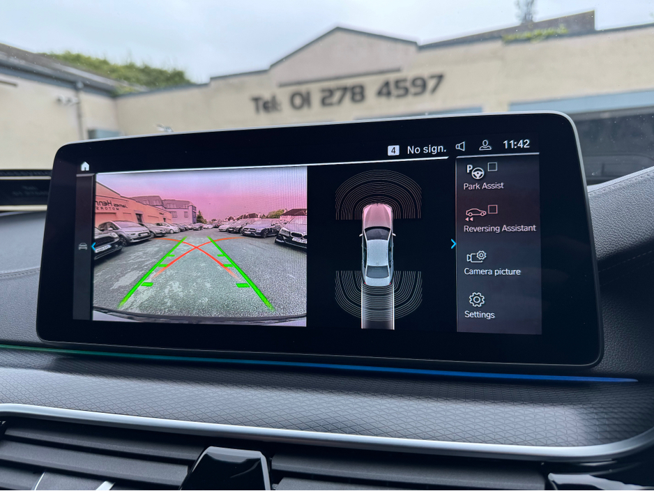 2023 BMW 5 Series 2.0L Petrol Plug-in Hybrid For Sale Images