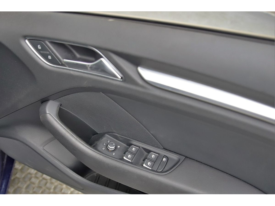Audi A3 1.4 TFSI S-TRONIC S-LINE *LOW KMS*FULL LEATHER*DIG DASH* — thumbnail 25