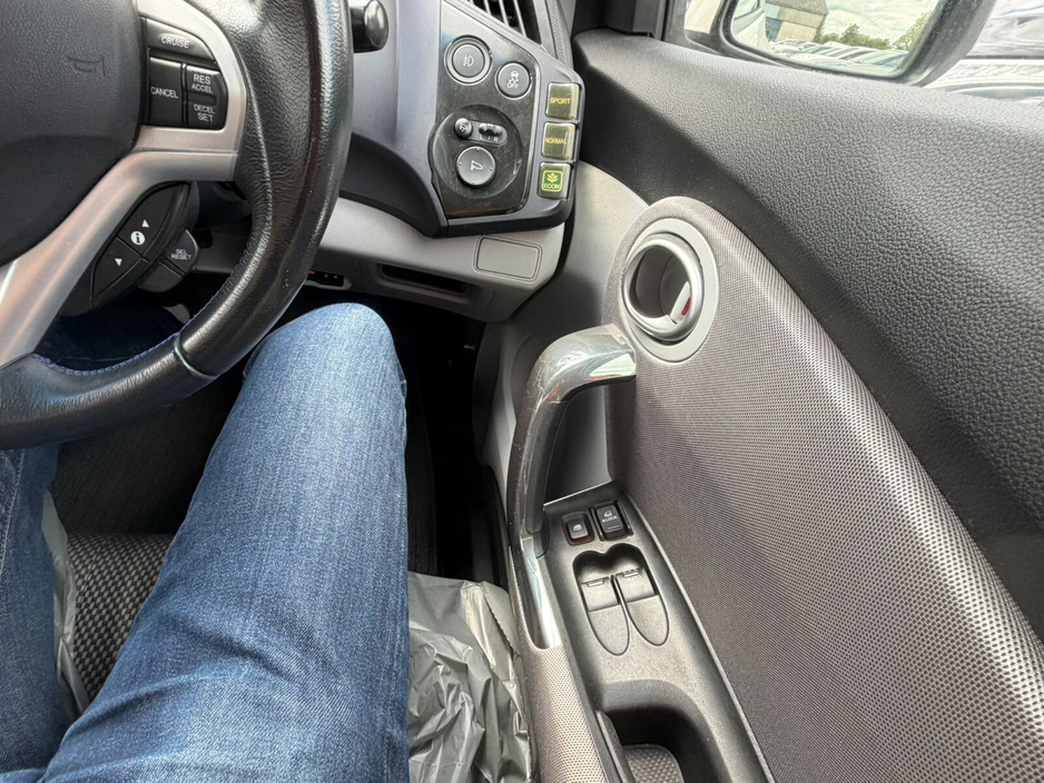 Honda CR-Z — thumbnail 12