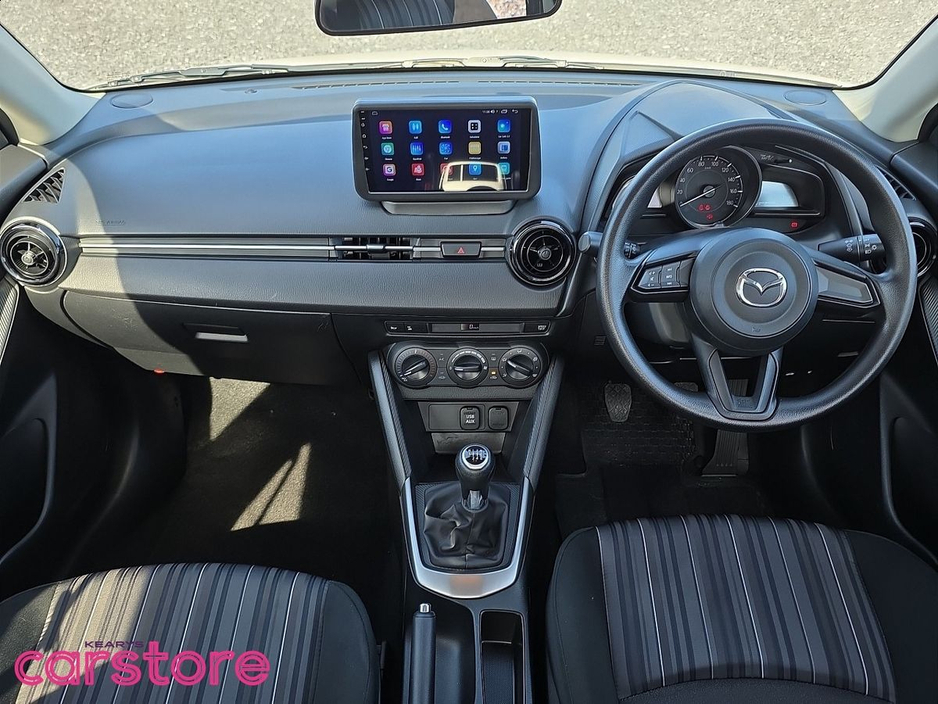 Mazda Demio Mazda 2 Saloon — thumbnail 11
