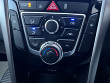 2013 Hyundai i30 1.4L Diesel For Sale Images