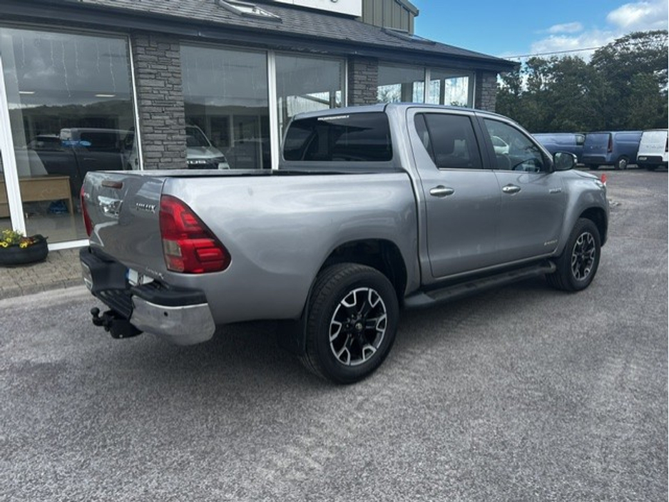 2018 Toyota Hilux 2.4L Diesel For Sale Images
