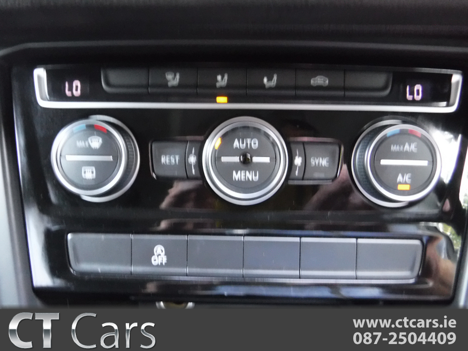 2018 Volkswagen Touran 1.4L Petrol For Sale Images