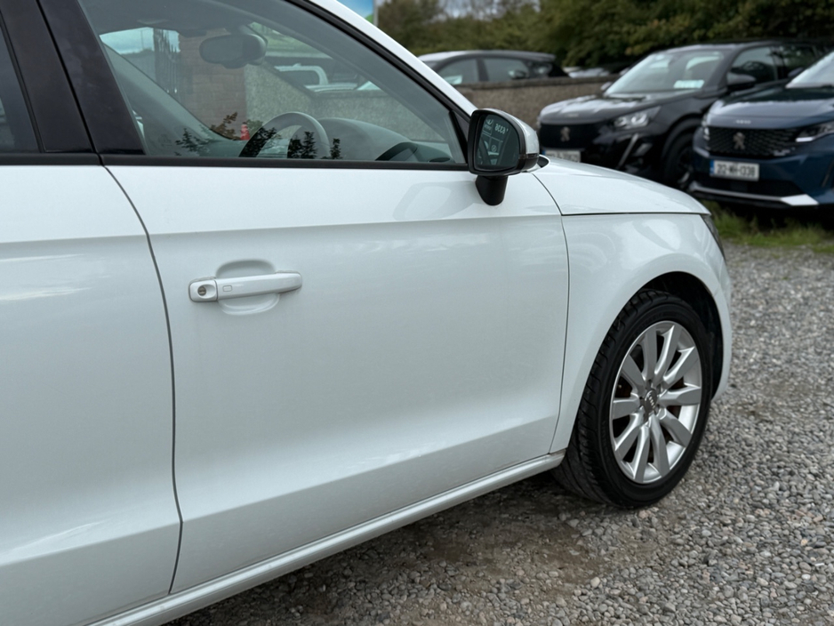 Audi A1 1.4 TFSI AUTO — thumbnail 12