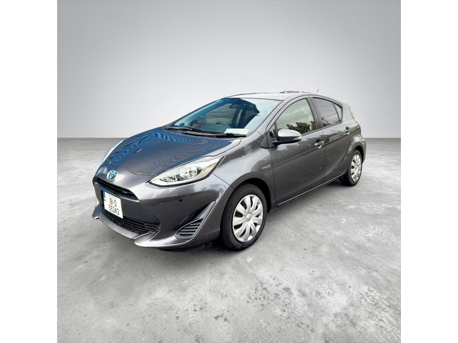 2018 Toyota Aqua 1.5L Petrol Hybrid For Sale Images