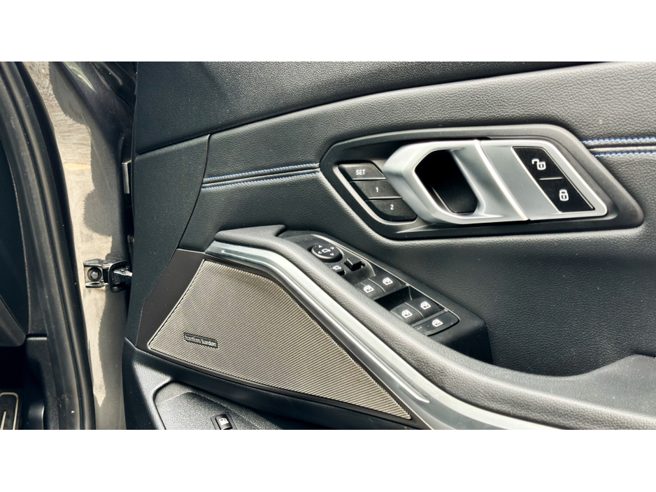2020 BMW 3 Series 2.0L Petrol Plug-in Hybrid For Sale Images