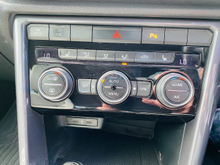 2021 Volkswagen T-Roc 2L Diesel For Sale Images