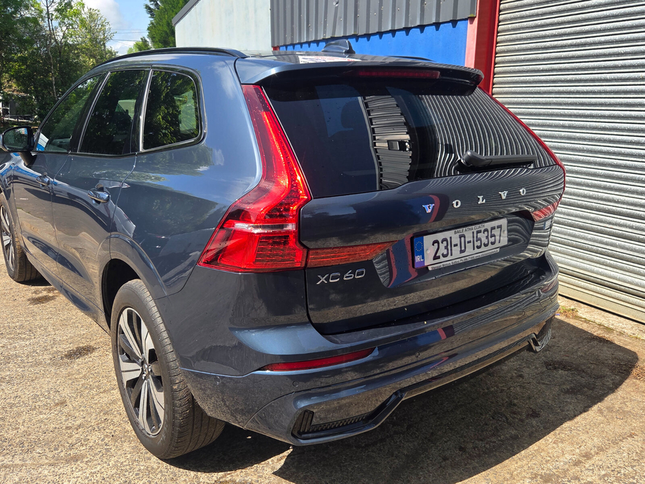 2023 Volvo XC60 2L Petrol Plug-in Hybrid For Sale Images
