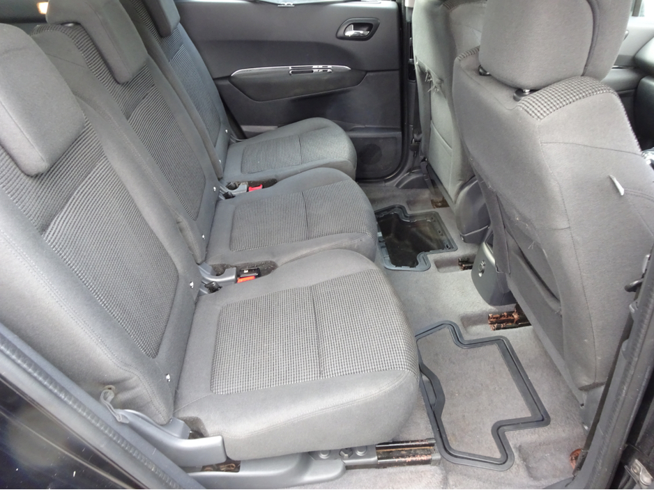 2016 Peugeot 5008 1.6L Diesel For Sale Images