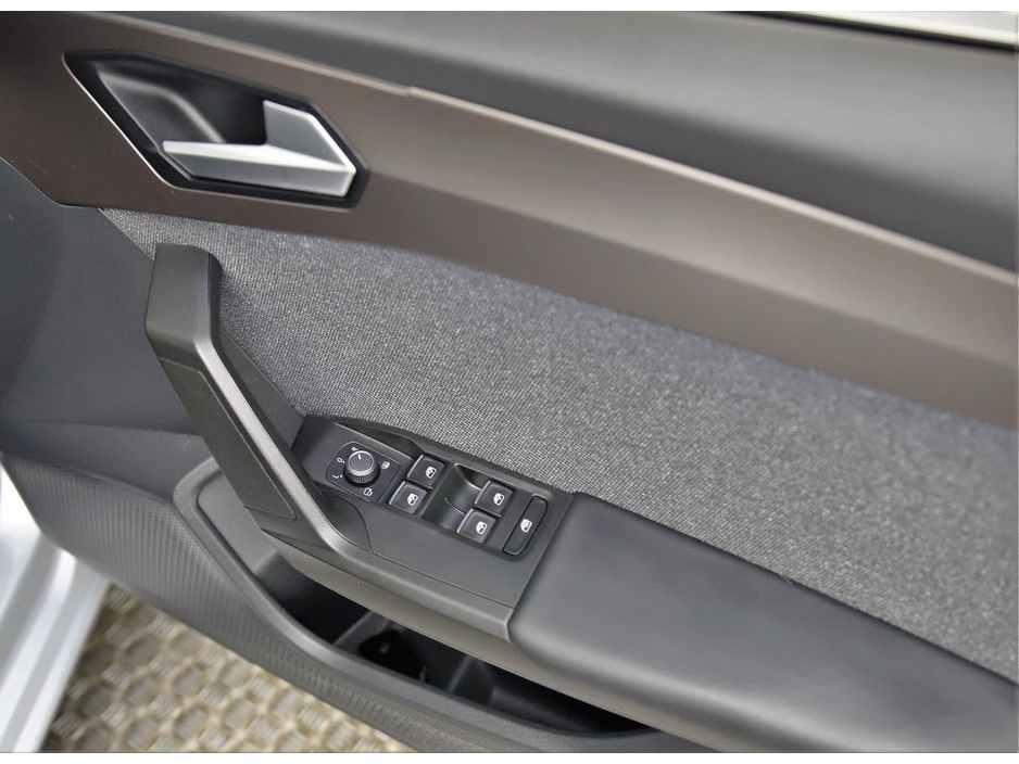 SEAT Leon 2.0TDI 6SPD 115BHP XCELLENCE — thumbnail 25