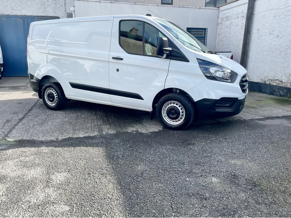 2022 Ford Transit Custom 2L Diesel For Sale Images