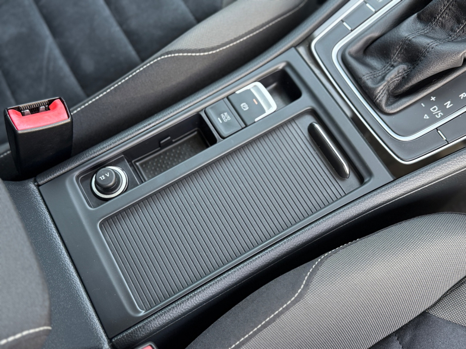 2015 Volkswagen Golf 1.4L Petrol For Sale Images