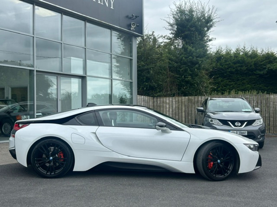 2017 BMW i8 1.5L Petrol Plug-in Hybrid For Sale Images