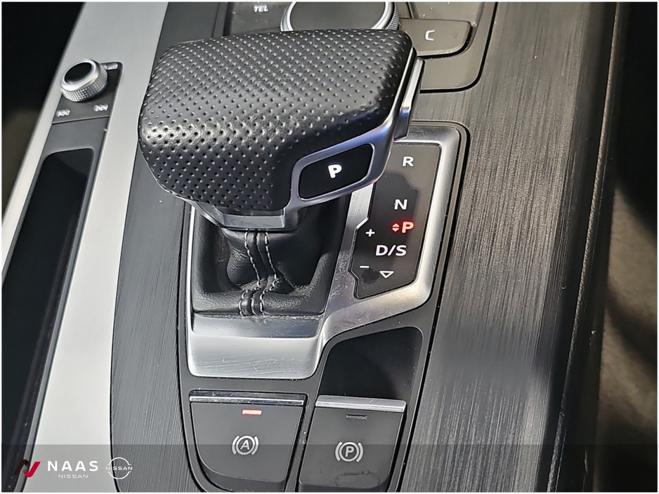 2021 Audi Q5 2L Petrol Plug-in Hybrid For Sale Images
