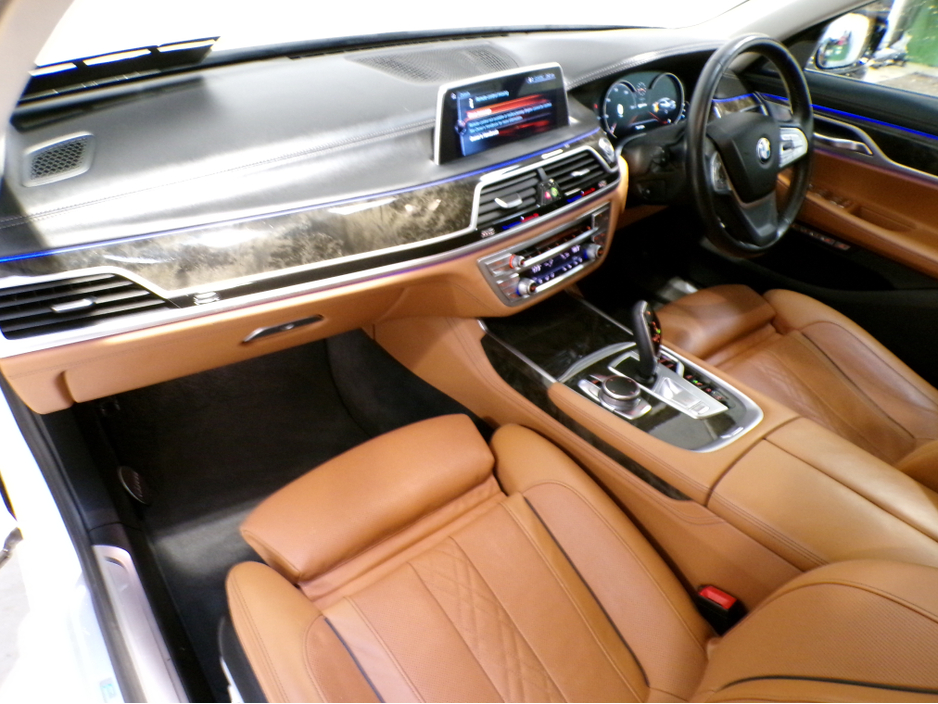 2016 BMW 7 Series 2.0L Petrol Plug-in Hybrid For Sale Images