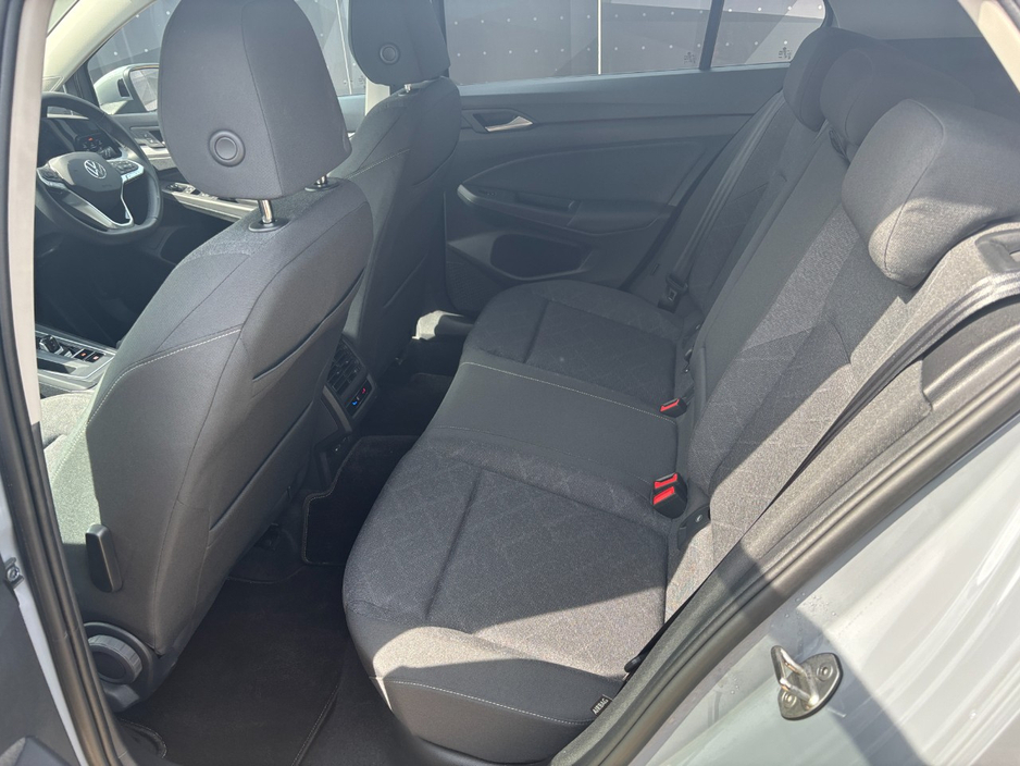 2024 Volkswagen Golf 2L Diesel For Sale Images