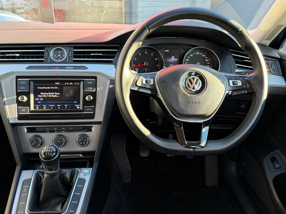 2018 Volkswagen Passat 1.4L Petrol For Sale Images